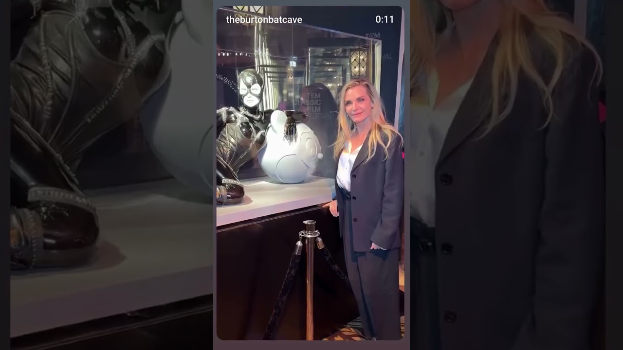 Michelle Pfeiffer Sees Catwoman Costume For The First Time #shorts