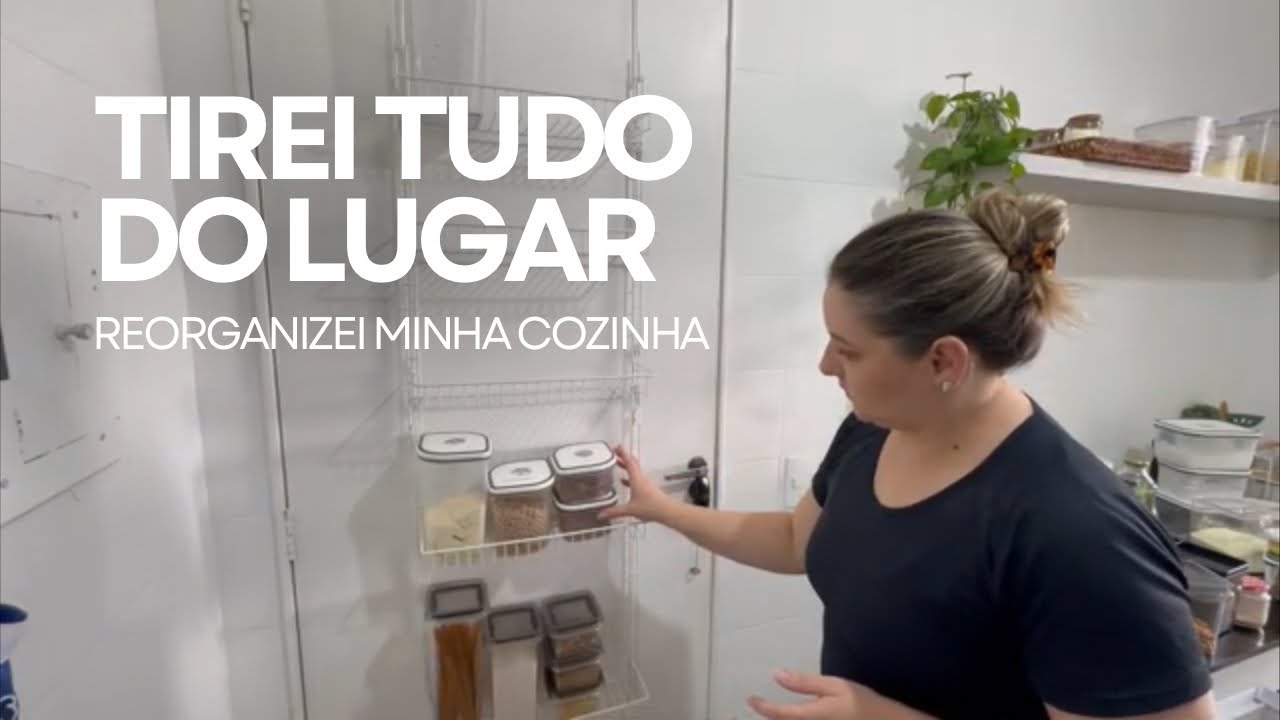Reorganizando Toda a Cozinha + Faxina Pesada no Meu Apê | #crisribeirotv #organizacao