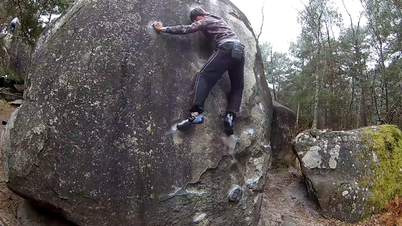 Caresse/ La Marbrée direct - 7a+ (Franchard Isatis)