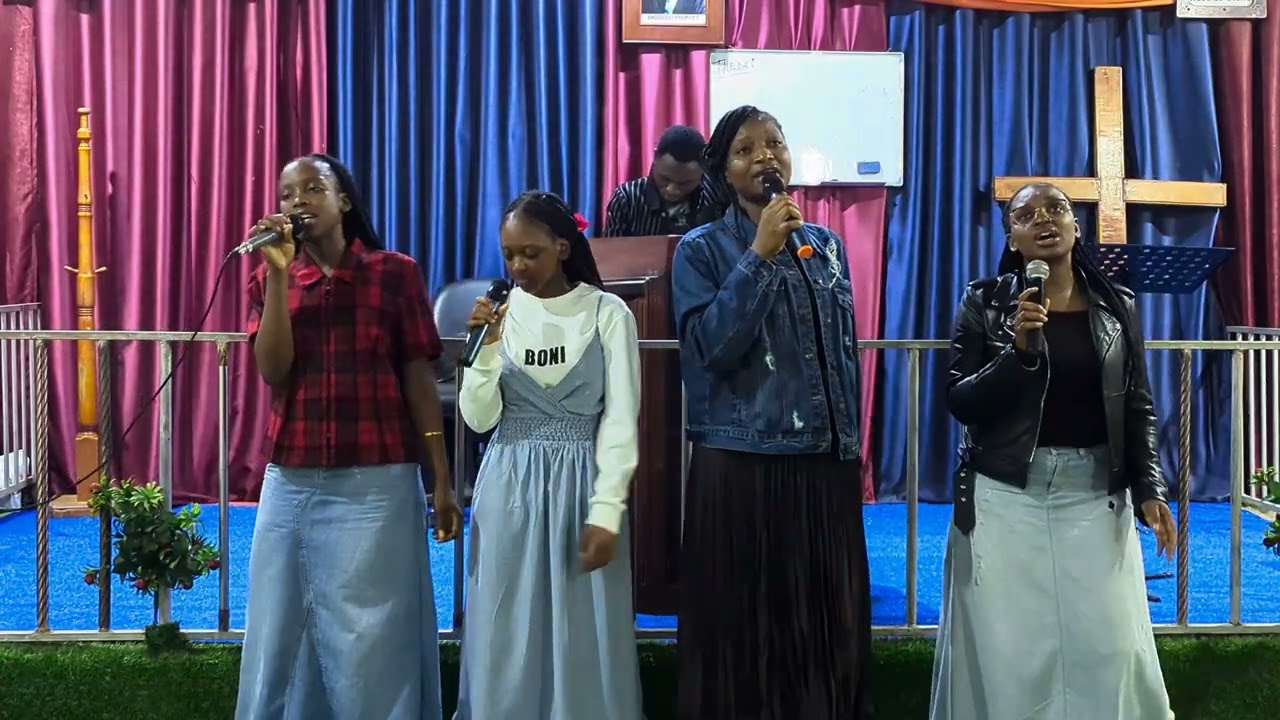 Sister Marthe with her precious beloved sisters praising their God for the New Year. 