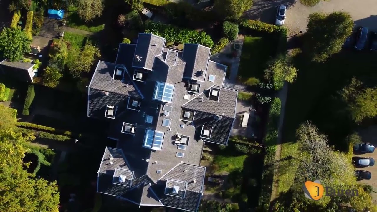Wendy van Dijk mega mansion of droom villa