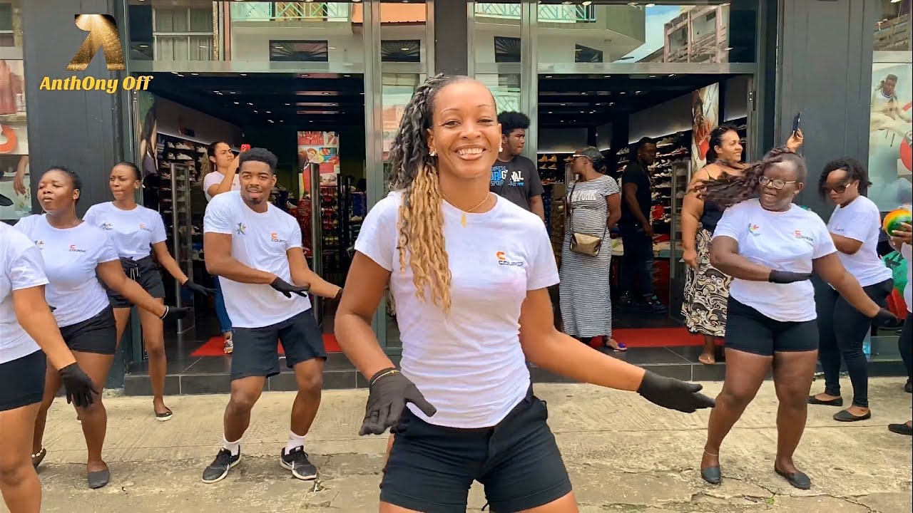 Prestation - Kassialata devant le magasin Courir #1 | VIDÉO EN 4K | by AnthOny Officiel