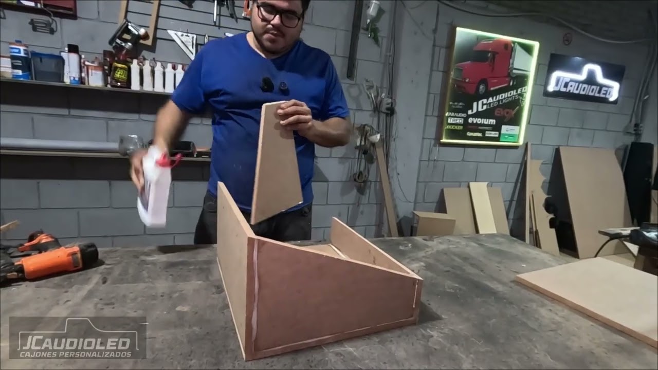Caja Para Camioneta Rock Series 750 rms (caja sellada)...