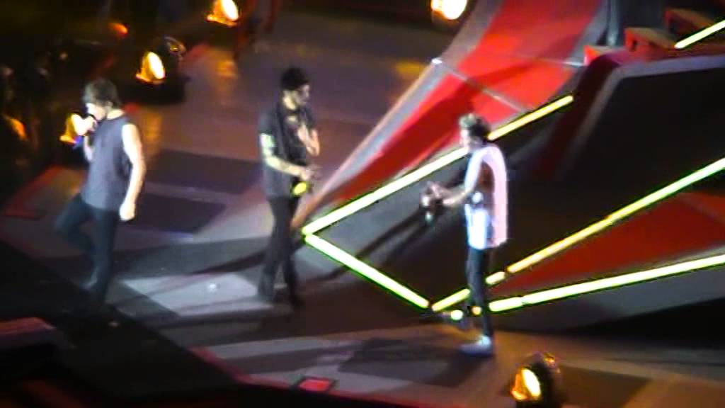 One Direction , What makes you beautiful Live Wembley Stadium June 8th  2014