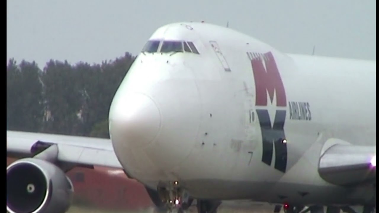 BOEING 747-100/200 classic freighters :  N481EV / 9G-MKP / 9G-MKL