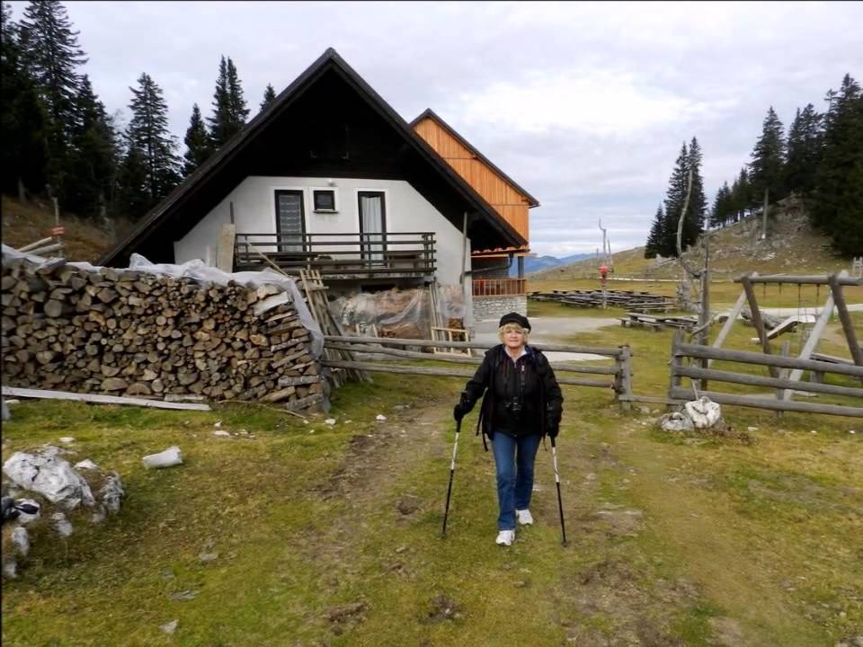 17.11.2015.MENINA PLANINA --------------------------- Ansambel Pogum - Nikoli  Pozabljena