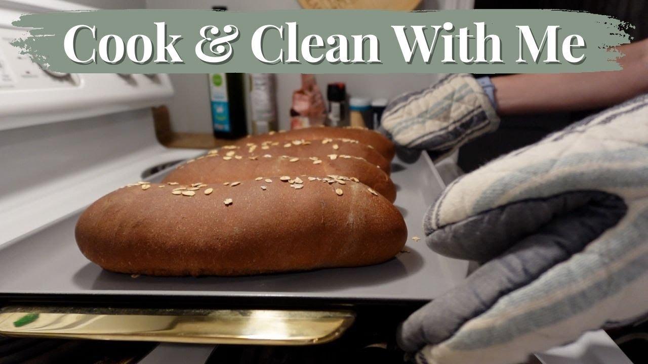 Honest Homemaking | My Day In The Kitchen As A Mom To 2 Under 2