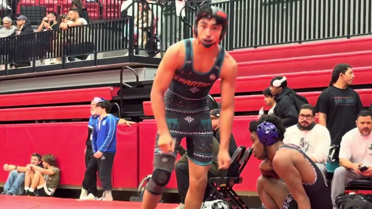 Santa Slam 2025 match #2