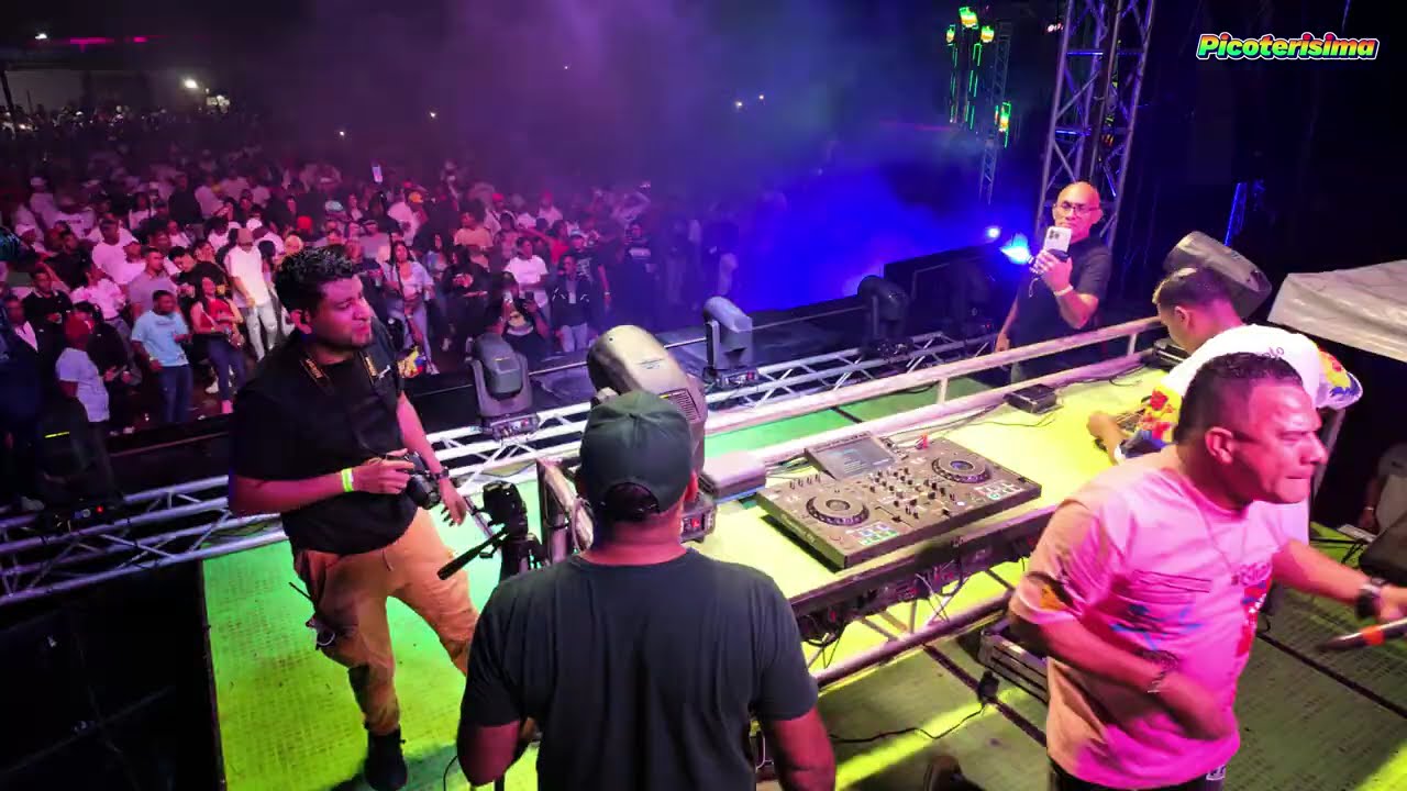 Skorpion Disco Show con Rey Arturo en Venezuela, Valencia Club Insomnio