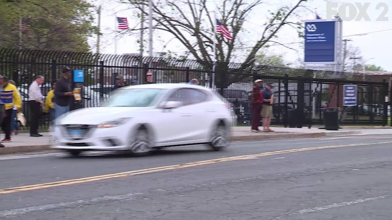 Протест прошел у медицинского центра Кохрана в Сент-Луисе