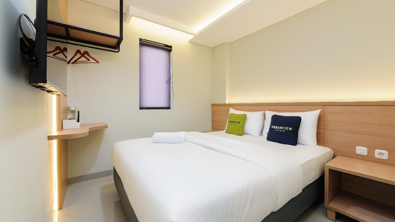 Urbanview Greenville Jakarta | Jakarta, Indonesia | Hotel Review 🛏️