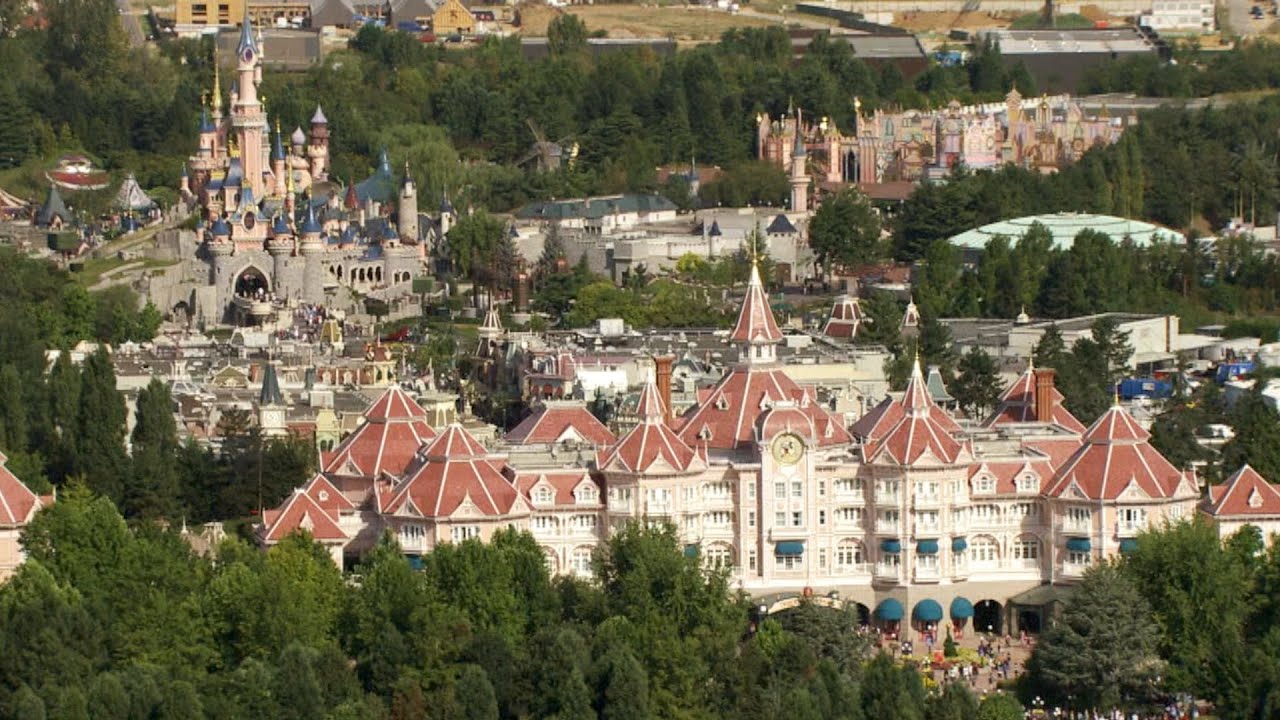 Flying over Disneyland Paris