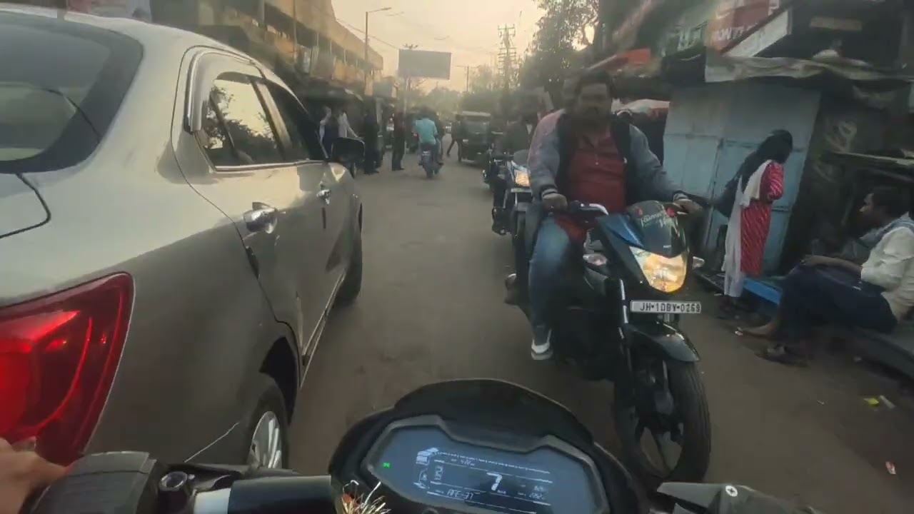 Market 📈 Public reaction 👀 local boy's riders 🚀 Video acha lage to page ko subscribe kar dena guys.