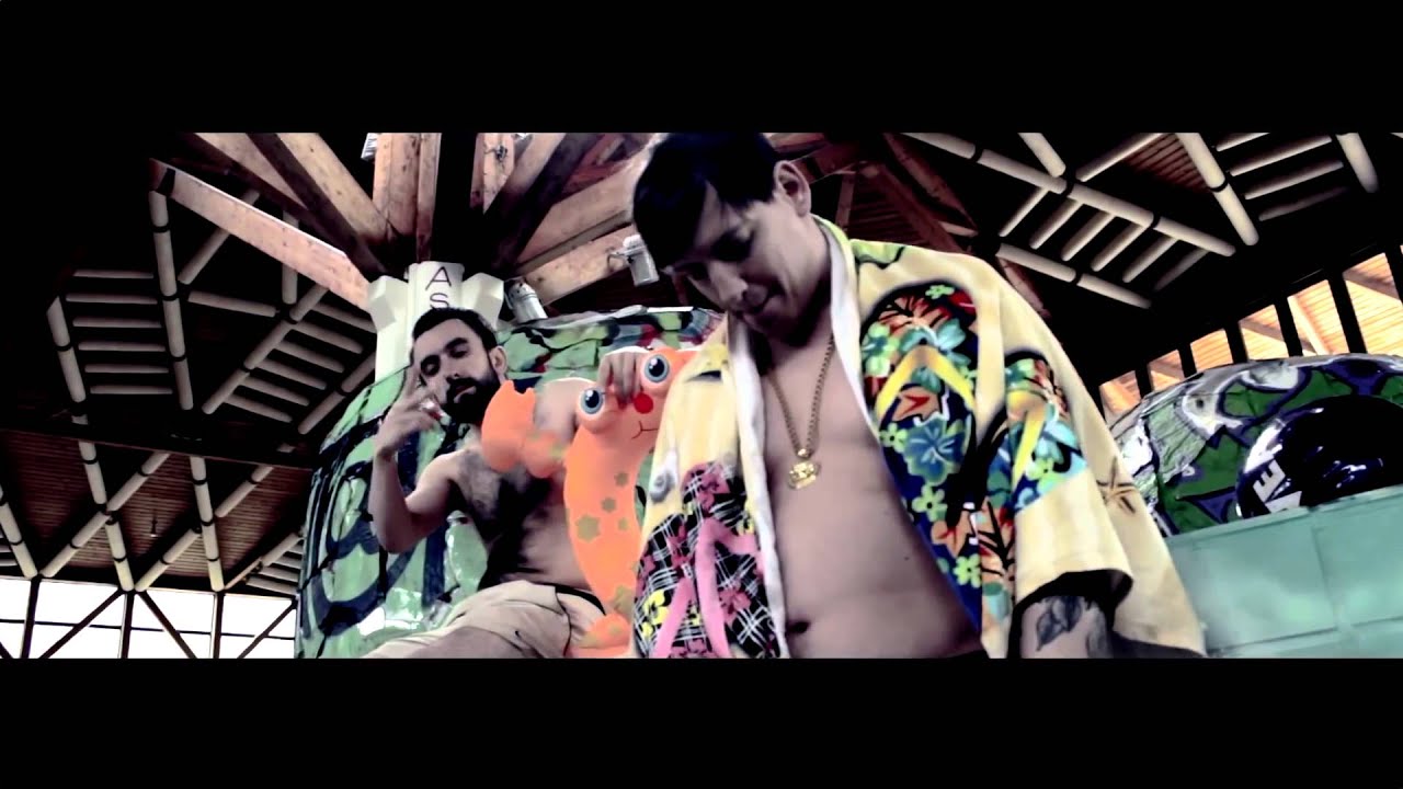 Money Boy feat  Maverick Berlin - Vom Winde verweht (Offizielles Musikvideo)