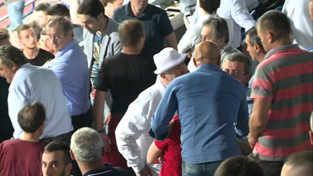 Svečana loža na finalu Kupa - Aco Đukanović, lideri DF...