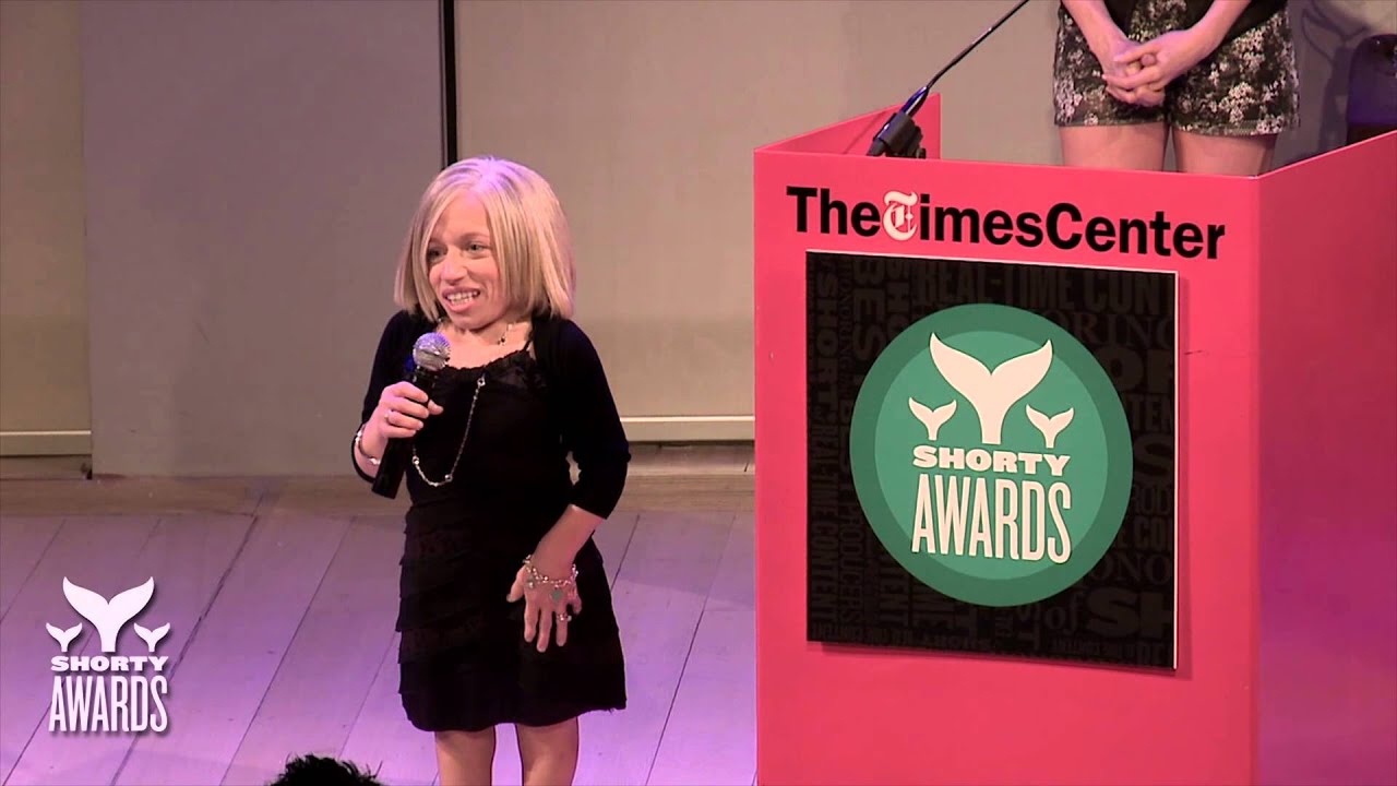 Dr. Jennifer Arnold (@JenArnoldMD) accepts New York Life's #KeepGoodGoing Shorty Award