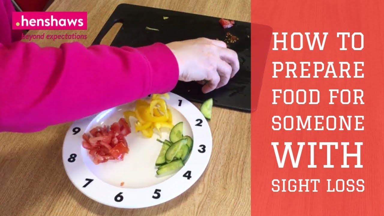 How to present food for someone with sight loss