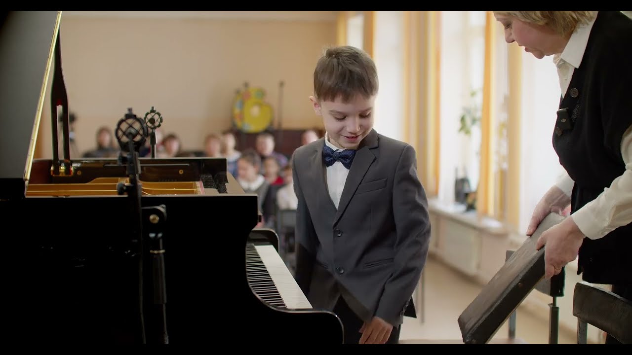 Концерт из произведений Марты Майер   (Martha Mier)   Гимназия  