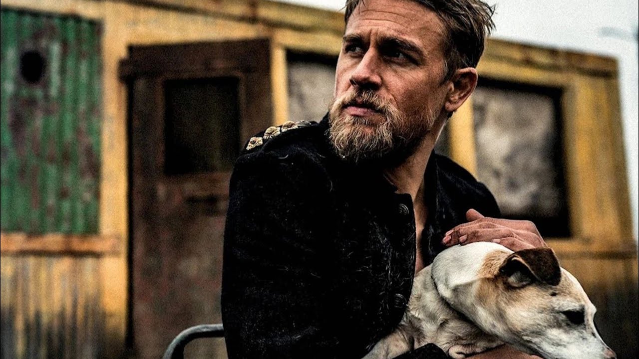 Charlie Hunnam: Best Looks Fashion Outfits Inspiration | Charlie Hunnam Street Style and Lifestyle