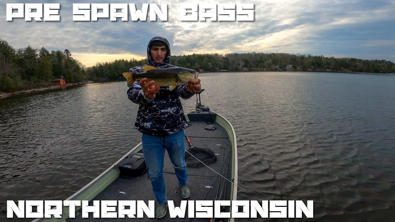 Pre Spawn Bass Fishing in Northern Wisconsin (Spring 2023)