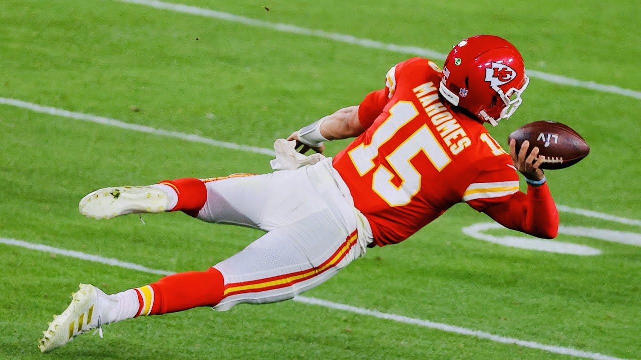 Patrick Mahomes' Top 10 LONGEST THROWS of his Career!!