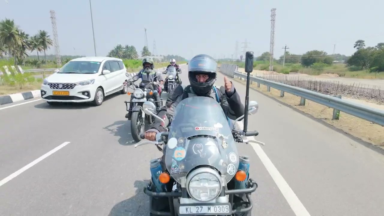 SM 650 SMOK Kochi!! 🏍️🏍️