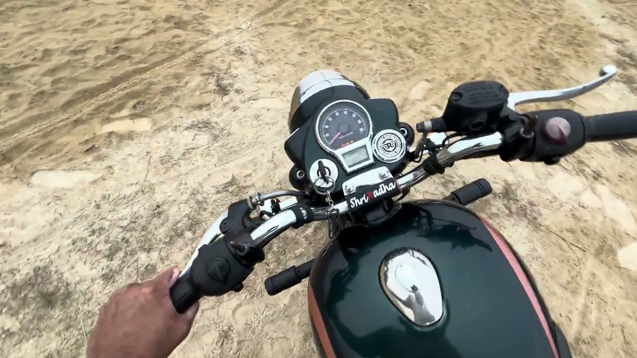 How to Ride Royal Enfield Classic 350 First Time🫵🏻Classic 350 Riding Tips‼️