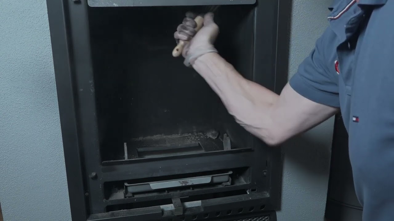 Euro Fireplaces - Falun firebox vermiculite lining.