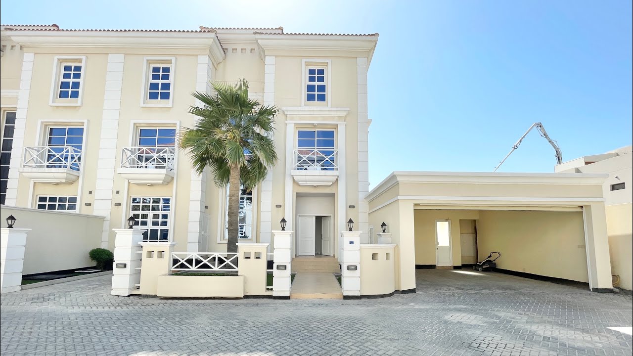 SPACIOUS FAMILY VILLA | 4BHK | PRIME LOCATION (Instant HJ 71)
