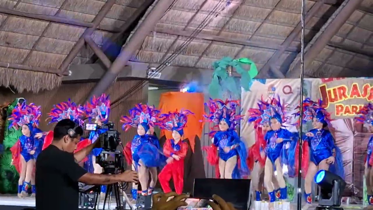 14/febrero/2026 Carnaval Cancún  mundo jurásico