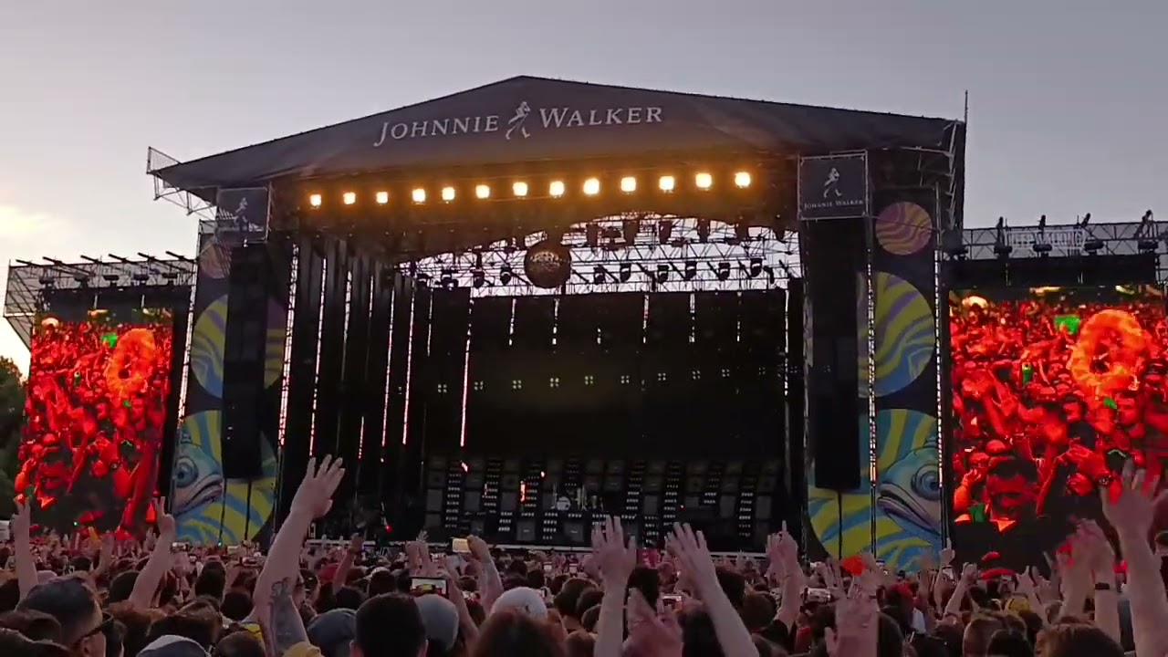 Green Day, abertura (Queen) Madrid, caja magica 2024