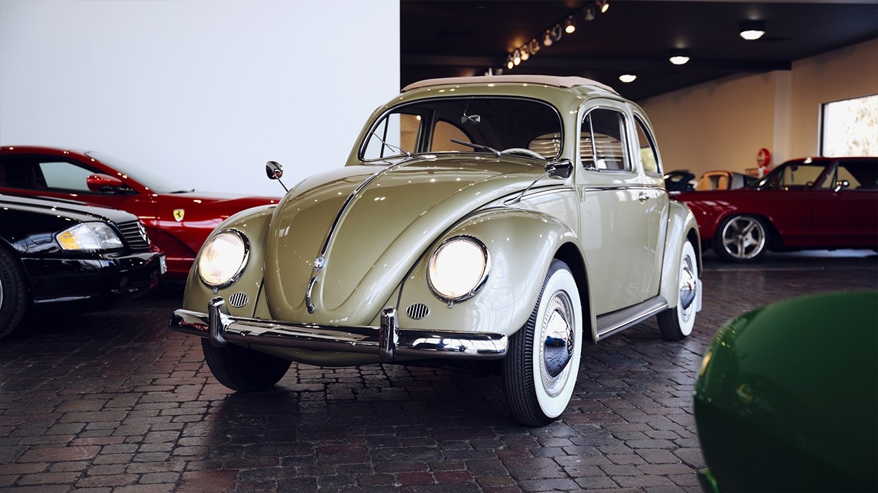 Не слишком ли идеален этот Volkswagen Beetle 1954 года? | Перереставрированный и прекрасный