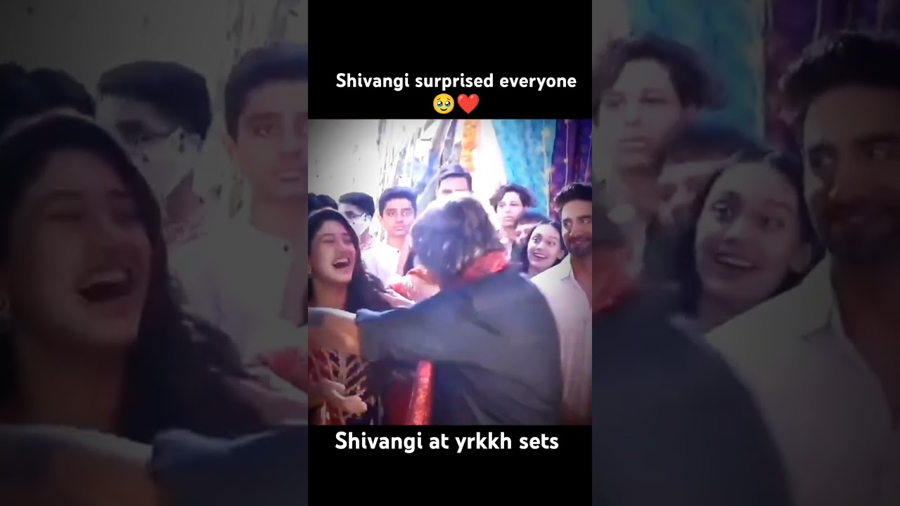 Shivangi at yrkkh sets #yrkkh #shivangijoshi #trending #viral #ganpatibappa #ganesh #fyp #kaira