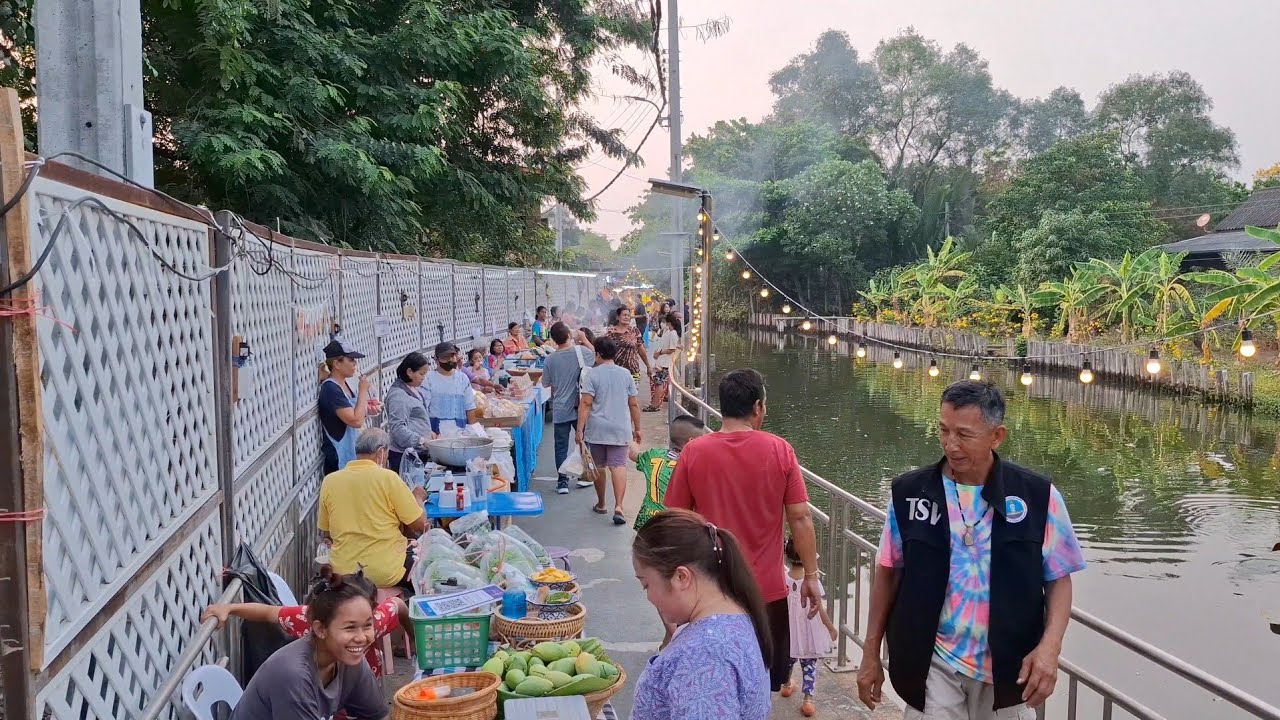 Thai food market along the canal in Bang Krachao community, Phra Pradaeng District