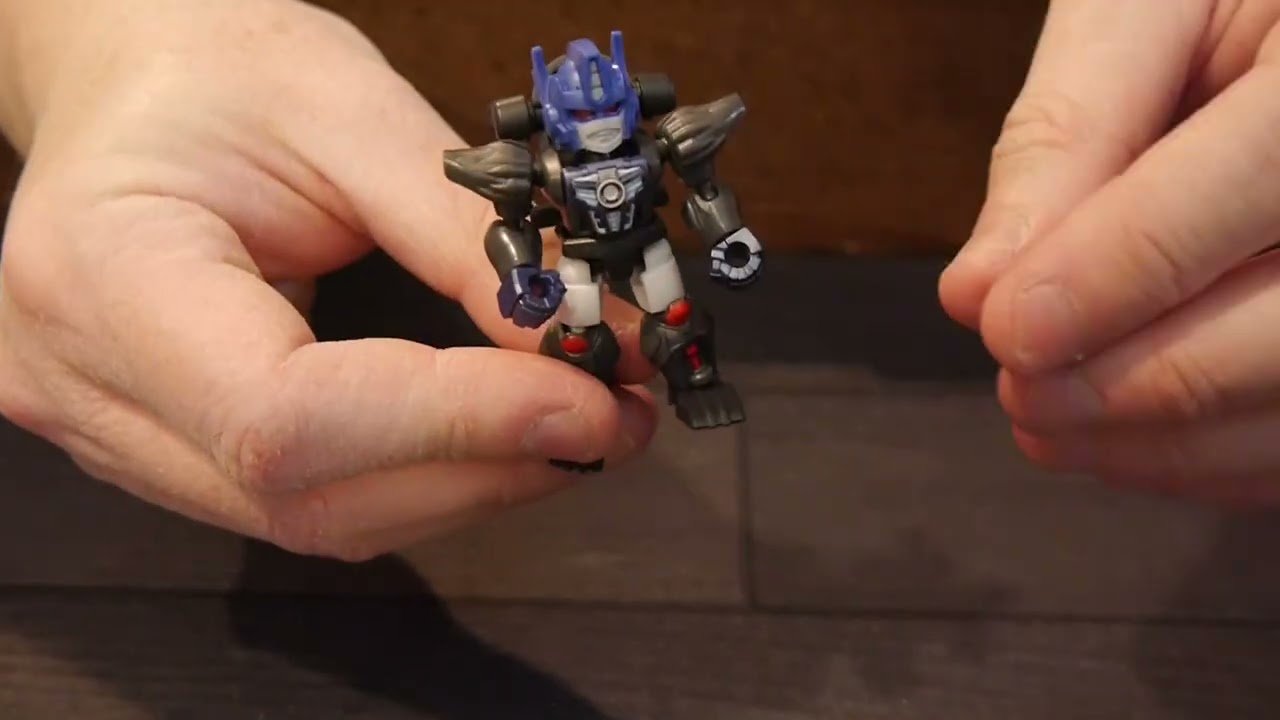 Blokees Build: Transformers Defender Version 06 Brutal Fang - Optimus Primal