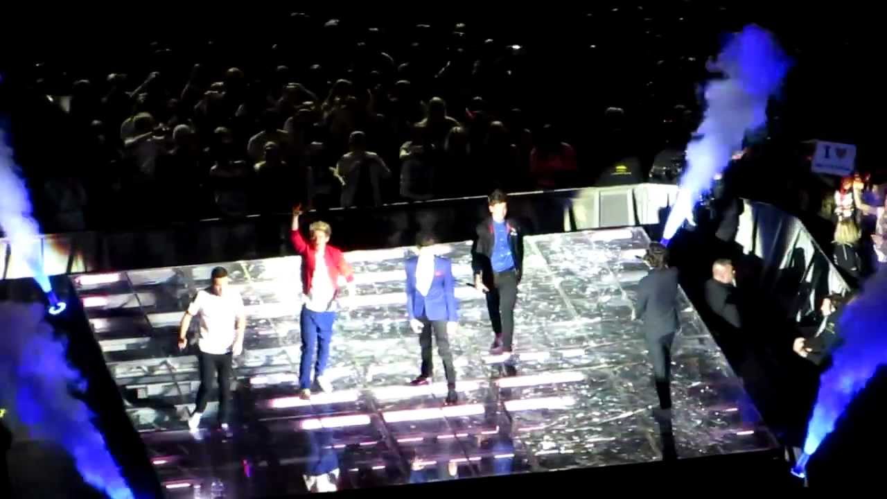 [HD] One Direction One Way Or Another Take Me Home Tour feb 23rd 2013 evening performance