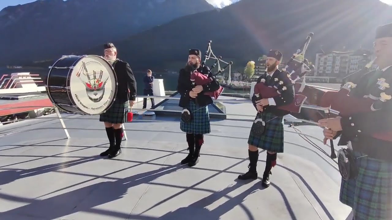 4/4 Set Scotland the Brave - Wings - Rowan Tree - Dawning of the day