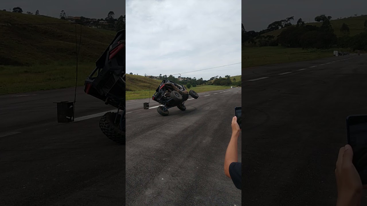 utv Maverick andando de 2 rodas.