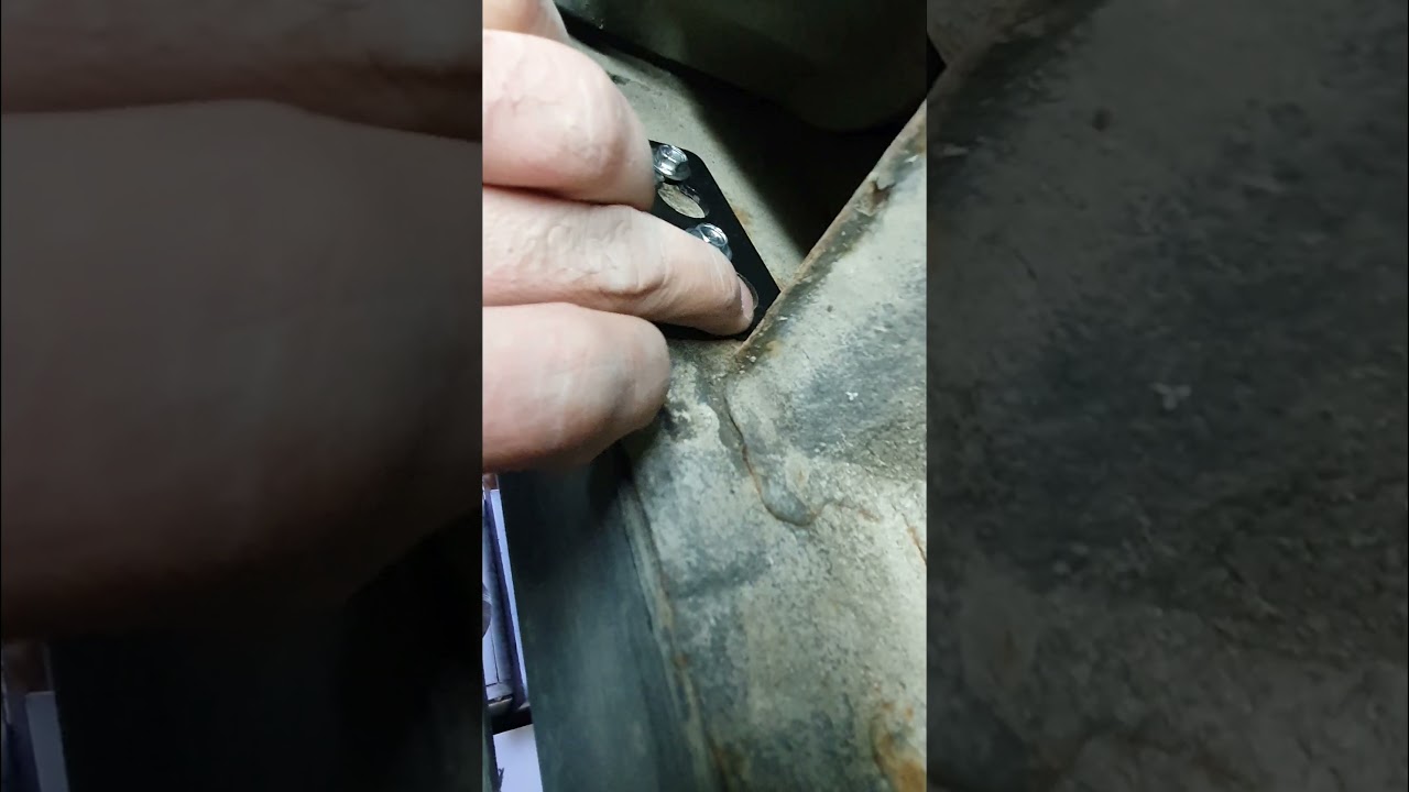 Установка порогов на Land Rover Range Rover L322