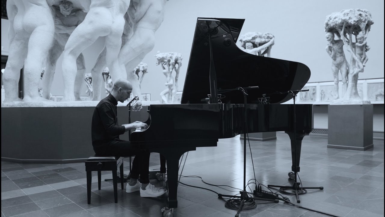 Madden : Alive (Acoustic) [Official Video]