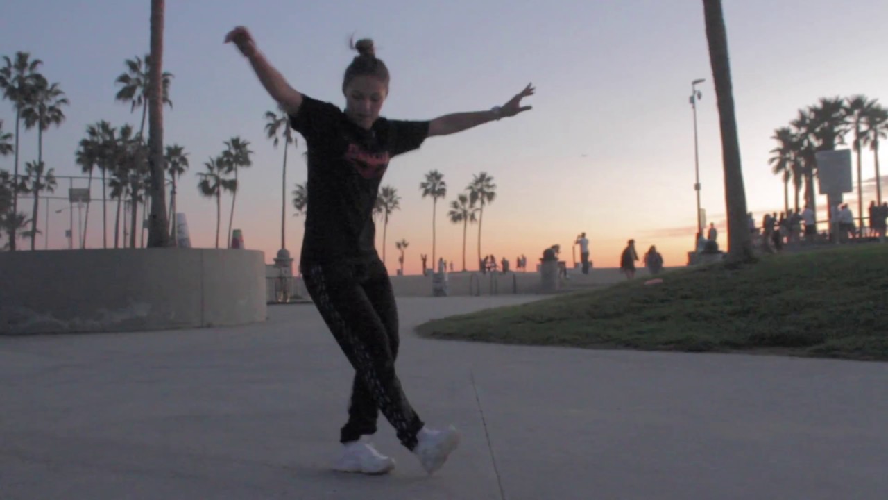 Bgirl Kate in Venice