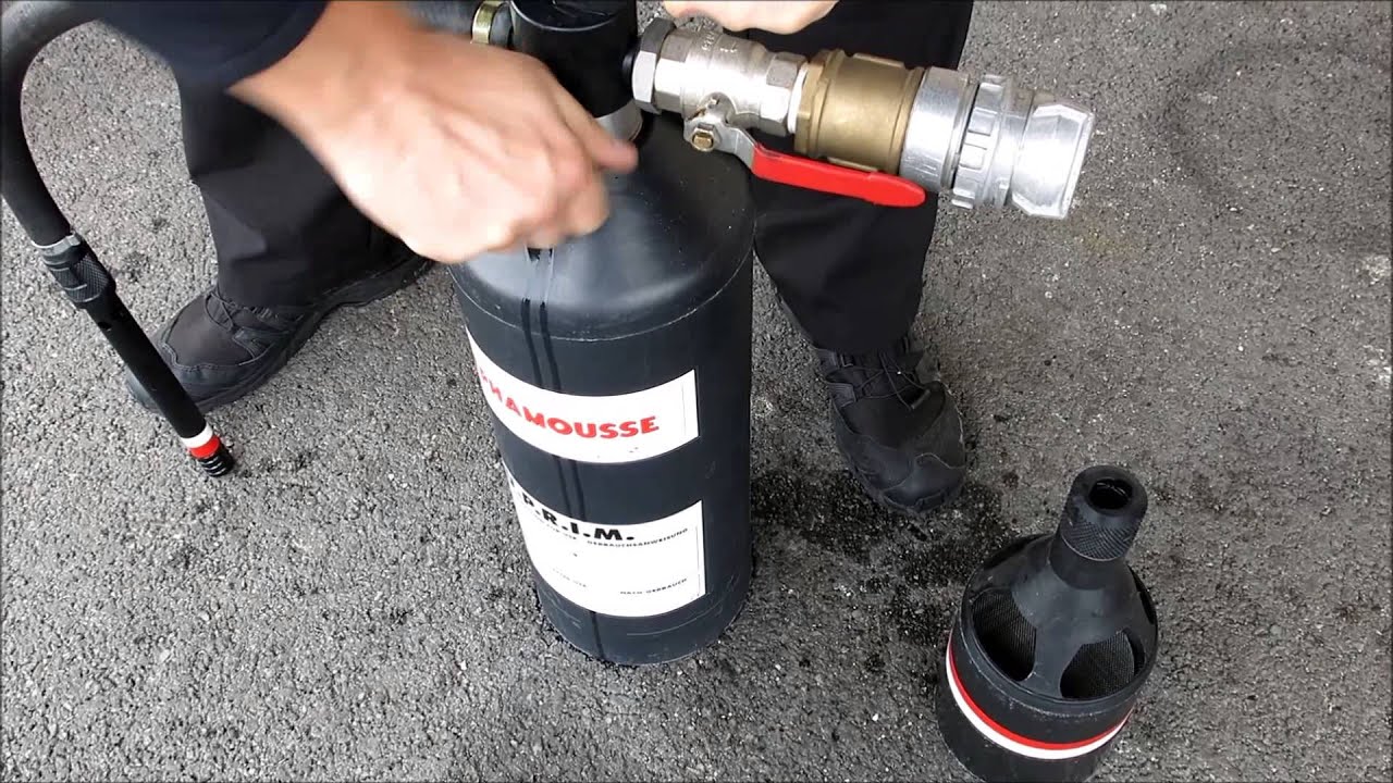 UPRIM: Portable foam unit