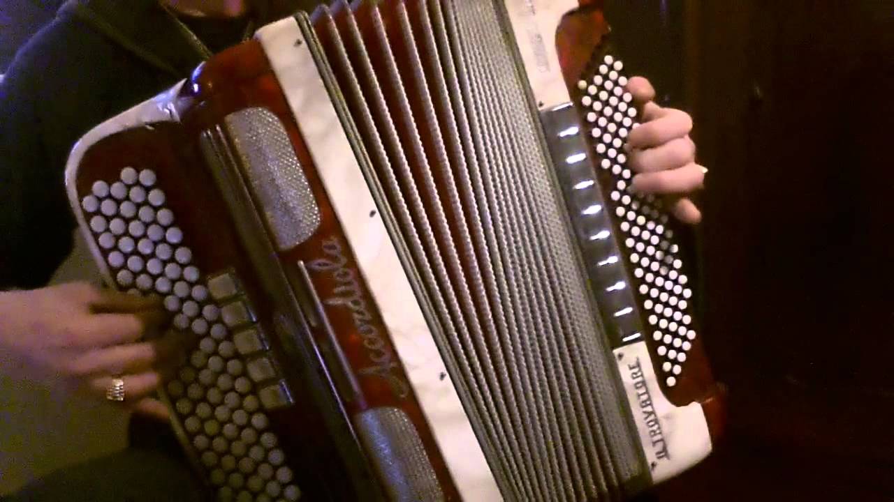hoor je het ruisen der golven accordeon