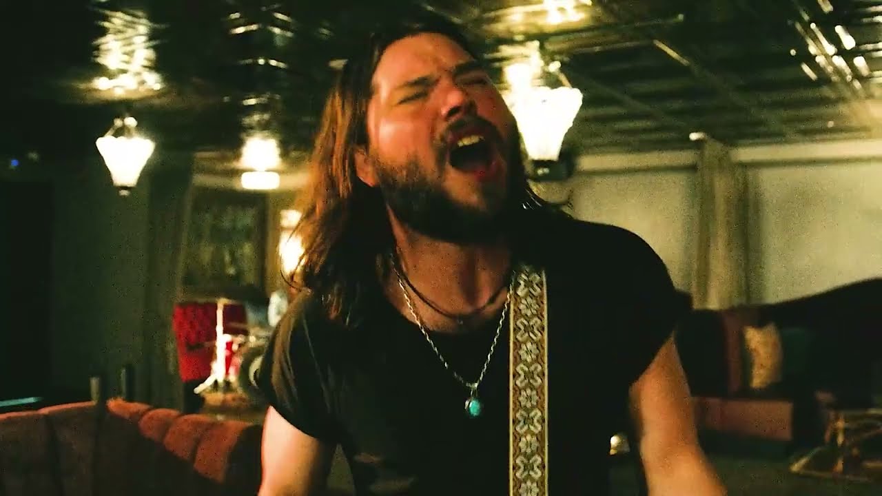 Them Dirty Roses - Candle In The Dark (Official Music Video)