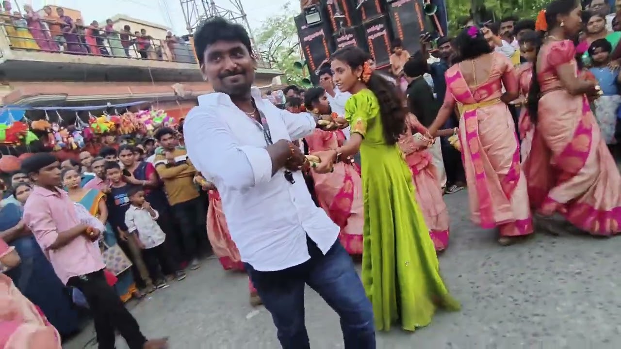అశోక్ మైదుకూరు కోలాటం రామేశ్వరం లొ ప్రోగ్రాం జారిందమ్మ అంటూ ఆర్ల గుత్తి ఏకో పల్లె బృందాలు 9910051312