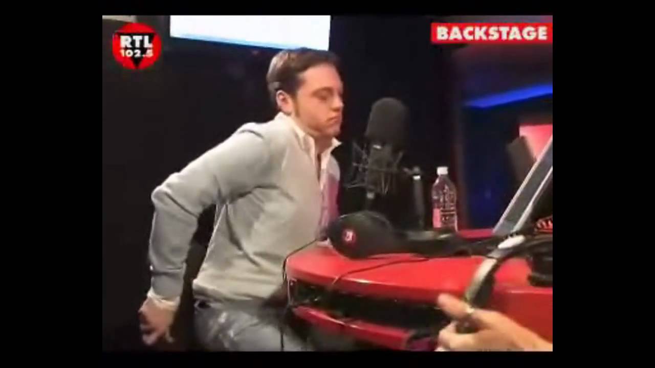 Tiziano Ferro a W Italia Backstage HD
