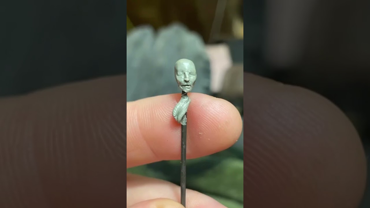 I&rsquo;m starting miniature sculpting