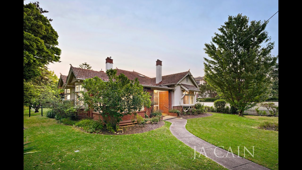 JA CAIN: 8 Malmsbury Street Kew