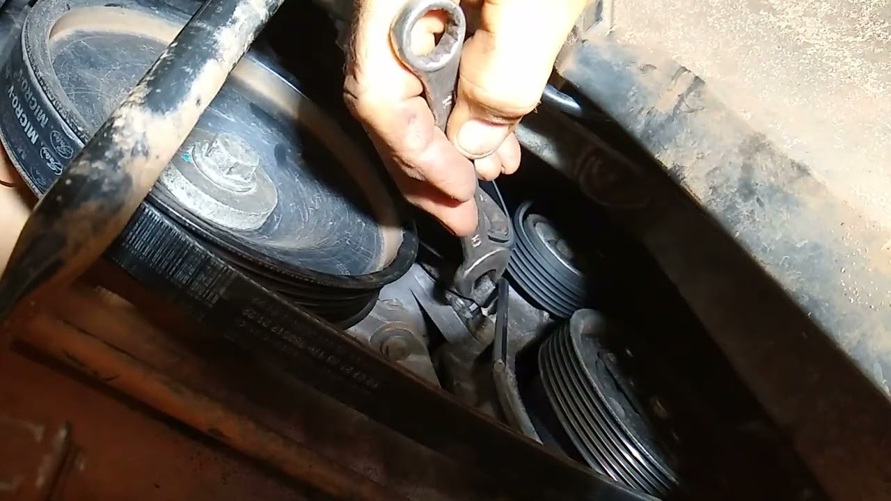 Correia de acessórios do Renault Sandero 1.6 8 v K7M.