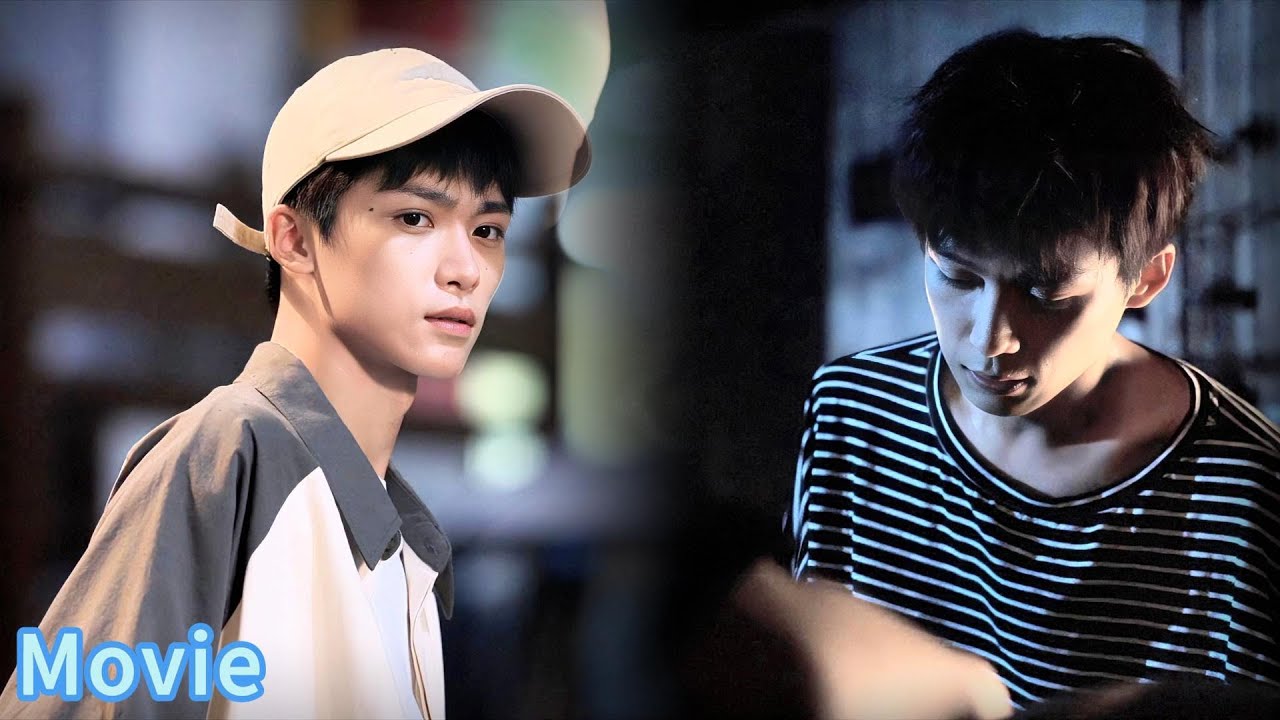 Склоняется перед врагом, чтобы спасти жесткого босса, снова продаёт сладкое ради денег💔